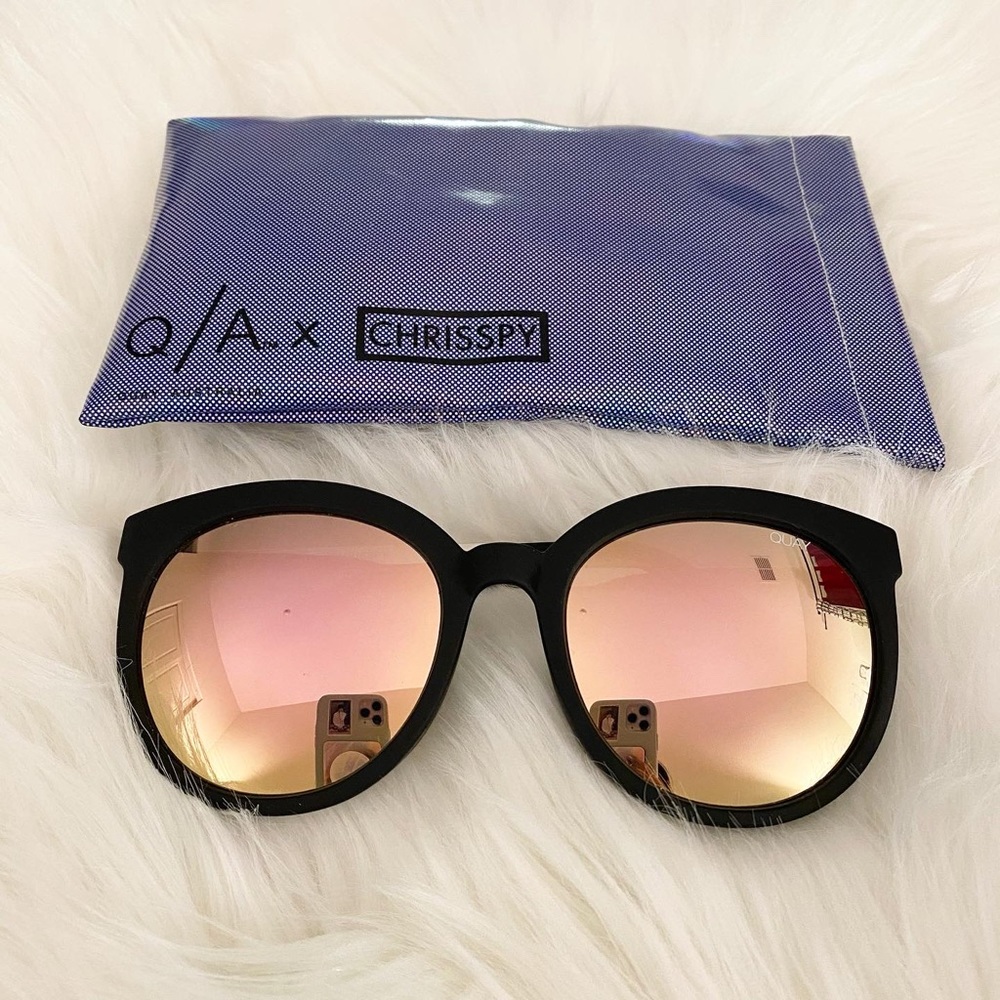 Quay Australia x Chrisspy - JET LAG Sunglasses